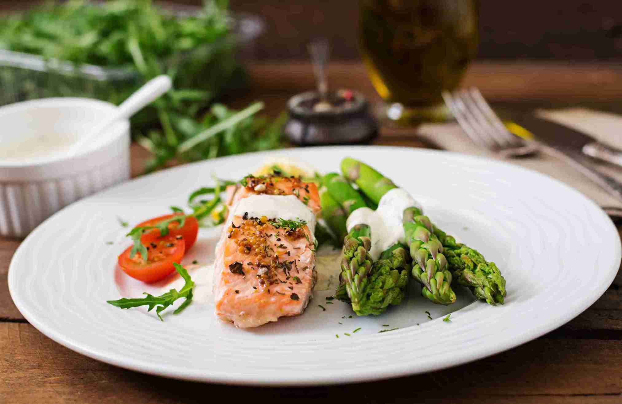 Baked Salmon with Asparagus